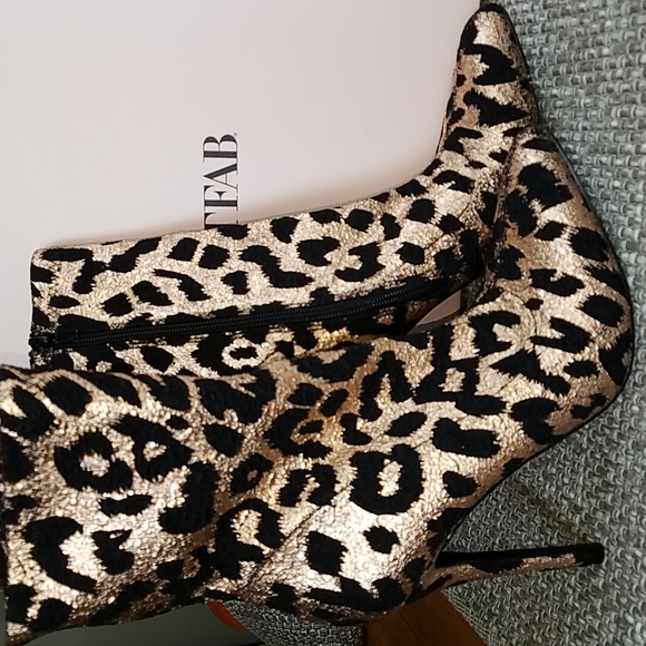 JustFab Leopard "Shylan" Stiletto Booties- Excellent Condition! Sz 7.5 - Picture 1 of 8